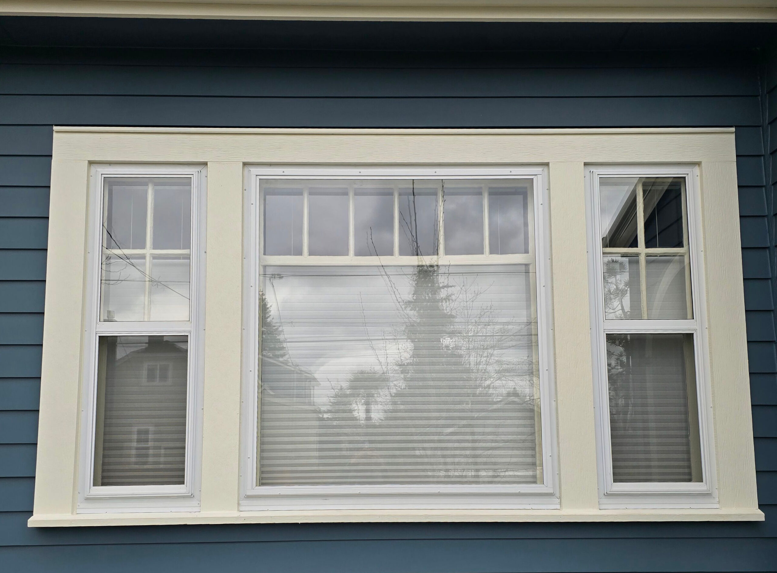 Premium Fullview storm door in NW Portland